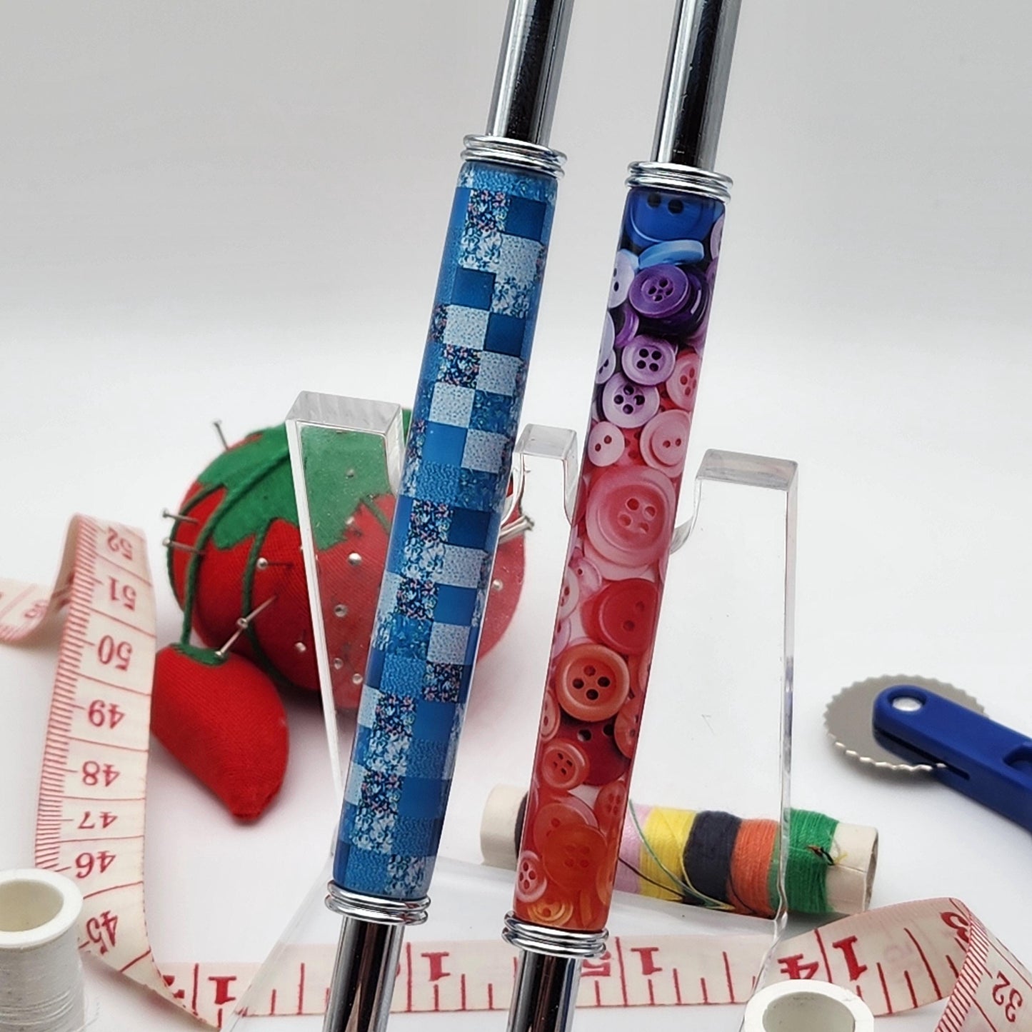Small and Large Seam Ripper | Crafting | Quilting | Sewing | Darning | Applique | Hemming | Blanket Stitch | Stitch | Cross Stitch