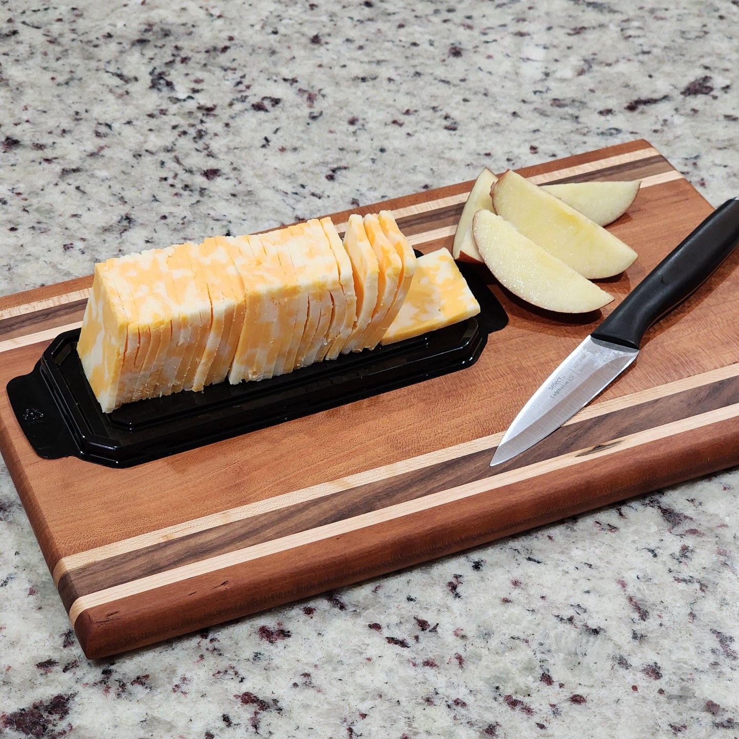 Cutting Board | Handmade | Hardwood | Cherry | Maple | Walnut | Kitchen Decor | Home Cooking | Wedding Gift | Chef Gift | Housewarming Gift