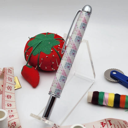 Single Blade Seam Ripper | Crafting | Quilting | Sewing | Darning | Applique | Hemming | Blanket Stitch | Running Stitch | Cross Stitch